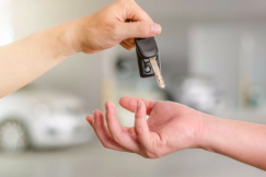 NGƯỜI MỚI LÁI Ô TÔ CẦN LƯU Ý ĐIỀU GÌ?