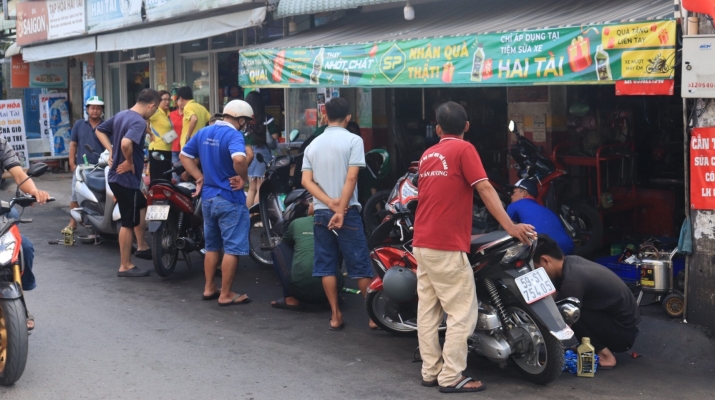 AP SAIGON PETRO TỔ CHỨC SỰ KIỆN “THAY NHỚT CHẤT – TẶNG QUÀ THẬT” TẠI HONDA HAI TÀI