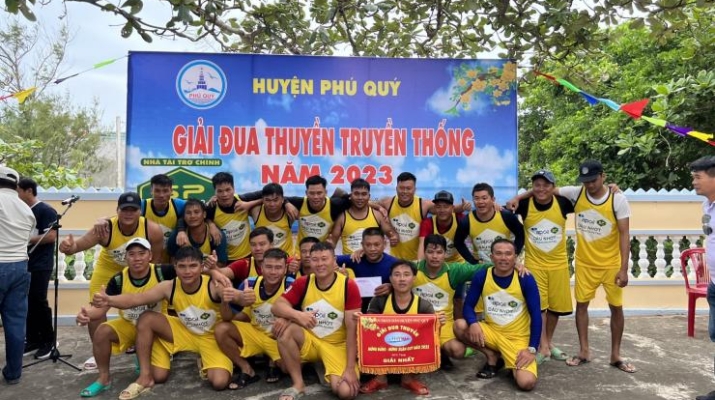 AP SAIGON PETRO TÀI TRỢ GIẢI ĐUA THUYỀN PHÚ QUÝ - TẾT RỘN RÀNG TRÊN LÀNG CHÀI BIỂN