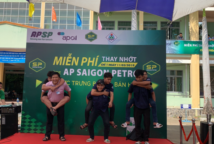 MIỄN PHÍ THAY NHỚT CÙNG AP SAIGON PETRO TẠI TRƯỜNG CAO ĐẲNG NGHỀ CẦN THƠ