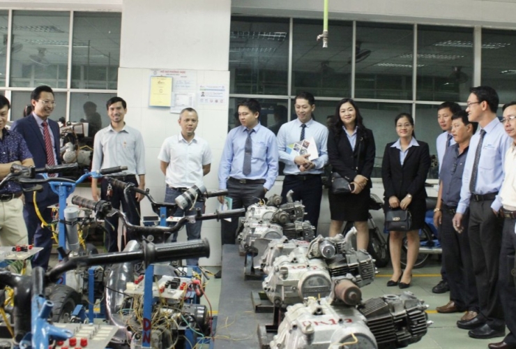 LỄ KÝ KẾT THỎA THUẬN HỢP TÁC TOÀN DIỆN, CÔNG TY AP SAIGON PETRO - ĐẠI HỌC CÔNG