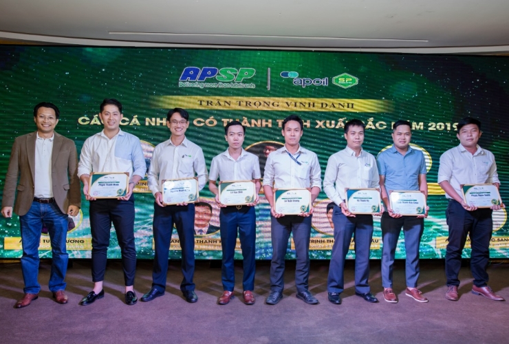 HÒA VÀO NĂM MỚI CÙNG TIỆC TẤT NIÊN AP SAIGON PETRO
