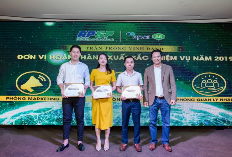 HÒA VÀO NĂM MỚI CÙNG TIỆC TẤT NIÊN AP SAIGON PETRO
